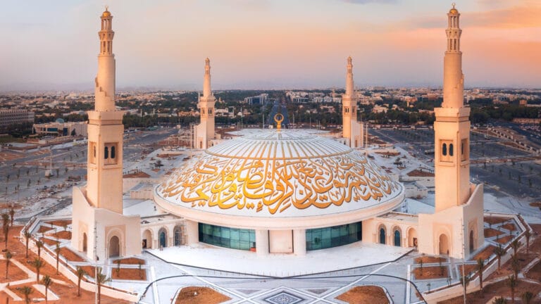 مواقيت الصلاة في العين